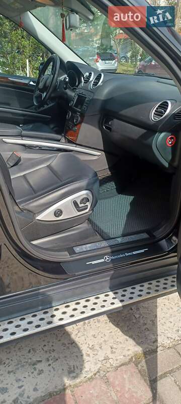 Внедорожник / Кроссовер Mercedes-Benz M-Class 2011 в Львове
