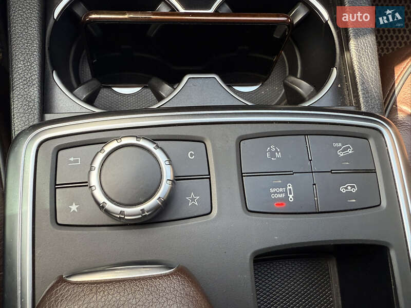Позашляховик / Кросовер Mercedes-Benz M-Class 2013 в Києві