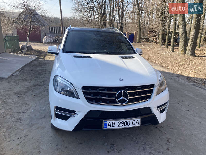 Позашляховик / Кросовер Mercedes-Benz M-Class 2013 в 