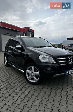 Позашляховик / Кросовер Mercedes-Benz M-Class 2009 в 