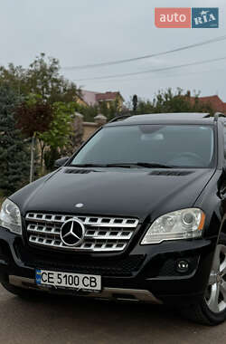 Внедорожник / Кроссовер Mercedes-Benz M-Class 2011 в 