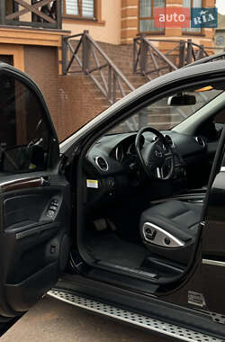 Внедорожник / Кроссовер Mercedes-Benz M-Class 2011 в 