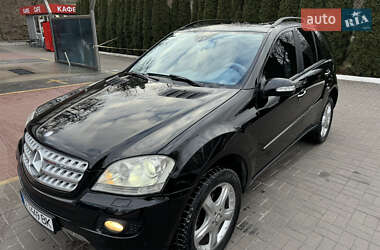 Внедорожник / Кроссовер Mercedes-Benz M-Class 2006 в 