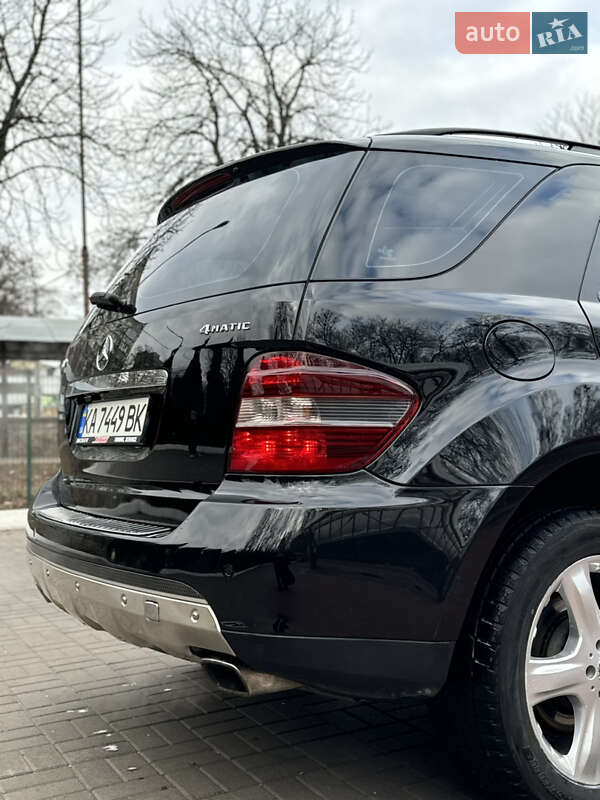 Позашляховик / Кросовер Mercedes-Benz M-Class 2006 в Києві
