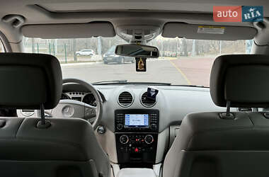Внедорожник / Кроссовер Mercedes-Benz M-Class 2006 в 