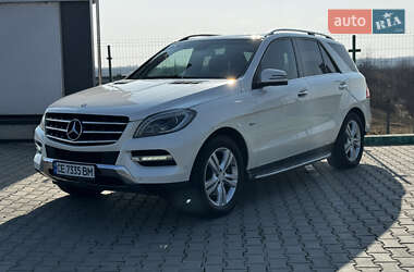Внедорожник / Кроссовер Mercedes-Benz M-Class 2012 в 
