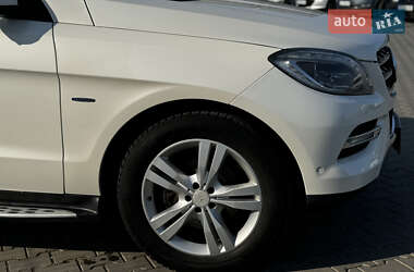 Внедорожник / Кроссовер Mercedes-Benz M-Class 2012 в 