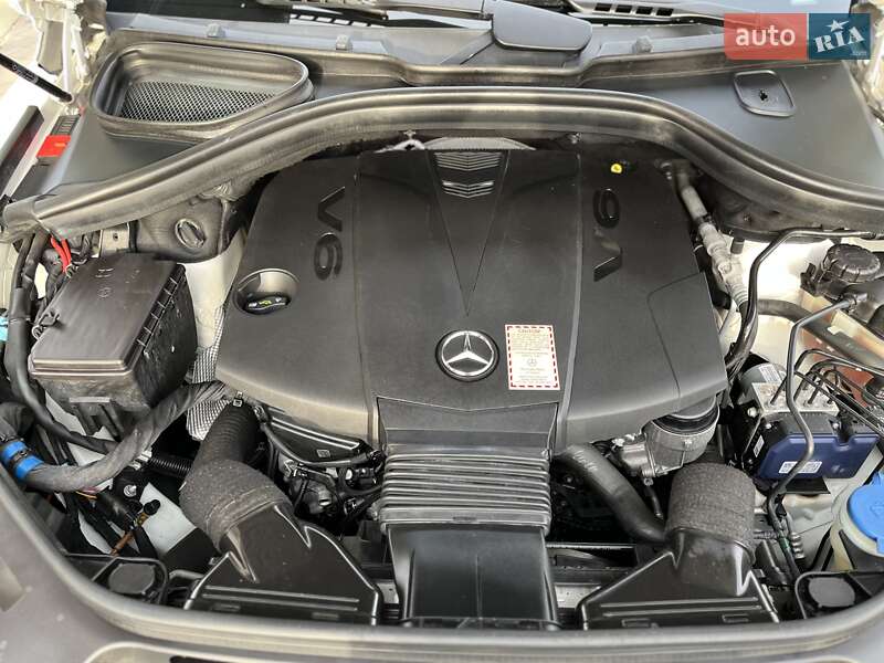 Внедорожник / Кроссовер Mercedes-Benz M-Class 2014 в Ковеле
