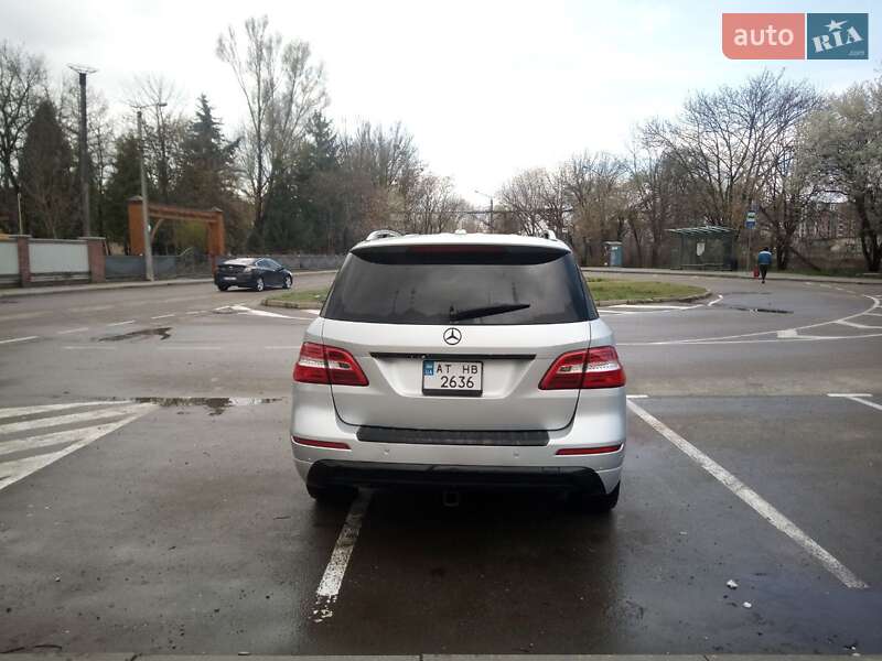Позашляховик / Кросовер Mercedes-Benz M-Class 2013 в Івано-Франківську