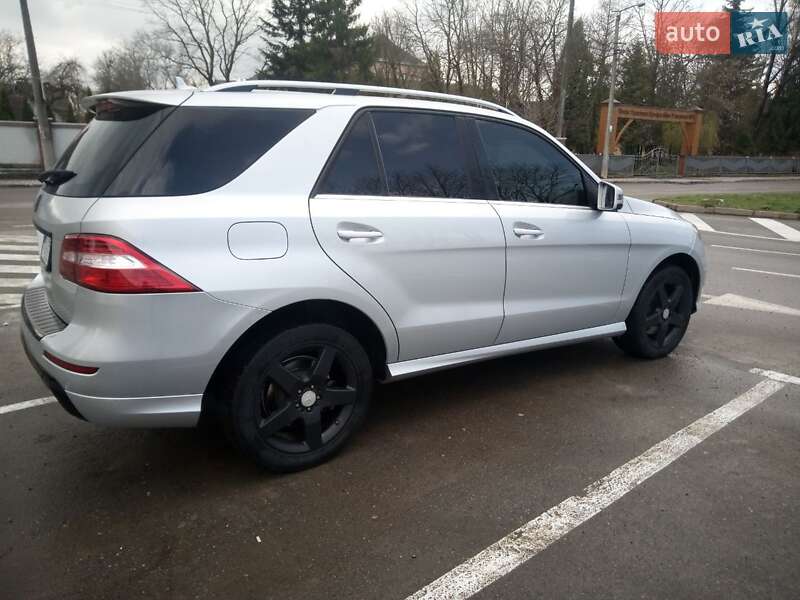 Позашляховик / Кросовер Mercedes-Benz M-Class 2013 в Івано-Франківську