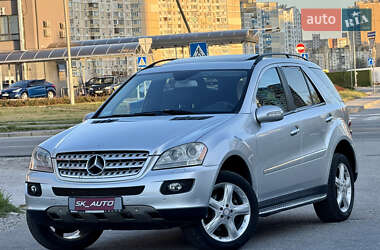 Внедорожник / Кроссовер Mercedes-Benz M-Class 2008 в 