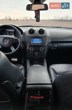 Внедорожник / Кроссовер Mercedes-Benz M-Class 2008 в 