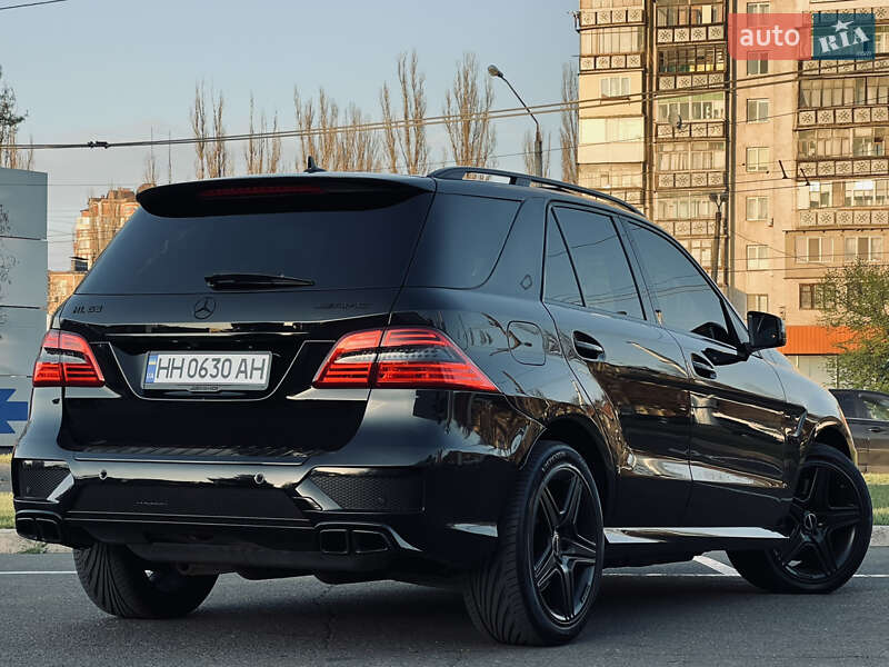 Внедорожник / Кроссовер Mercedes-Benz M-Class 2015 в Одессе