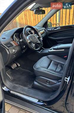 Позашляховик / Кросовер Mercedes-Benz M-Class 2012 в 