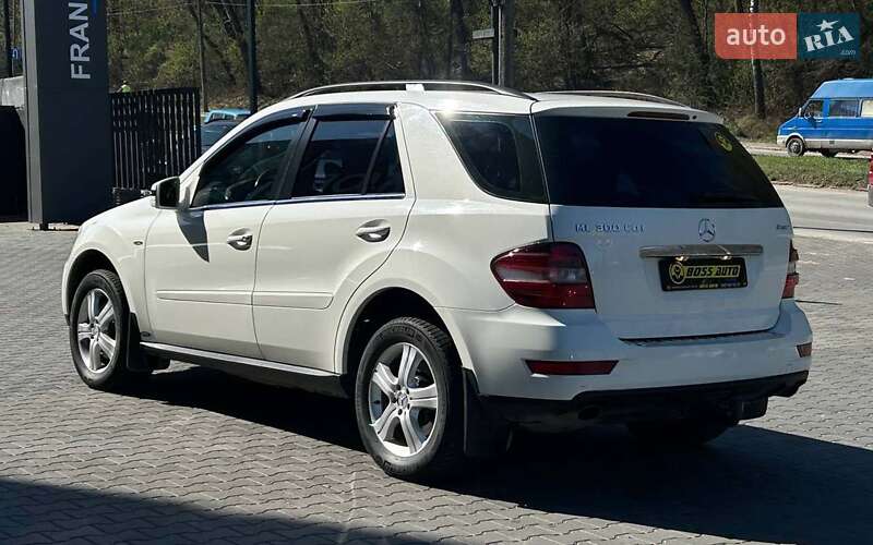 Внедорожник / Кроссовер Mercedes-Benz M-Class 2010 в Черновцах фото 4 Внедорожник / Кроссовер Mercedes-Benz M-Class 2010 в Черновцах