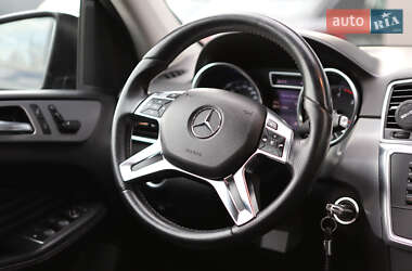 Внедорожник / Кроссовер Mercedes-Benz M-Class 2014 в 