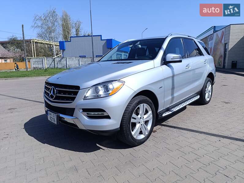 Mercedes-Benz M-Class 2012
