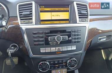Внедорожник / Кроссовер Mercedes-Benz M-Class 2012 в 