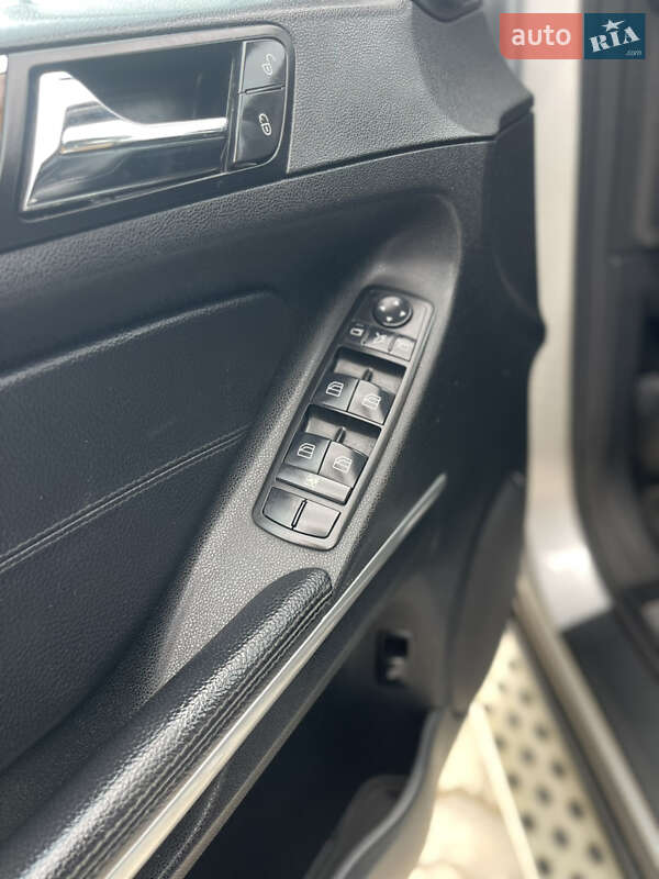 Внедорожник / Кроссовер Mercedes-Benz M-Class 2008 в Коломые