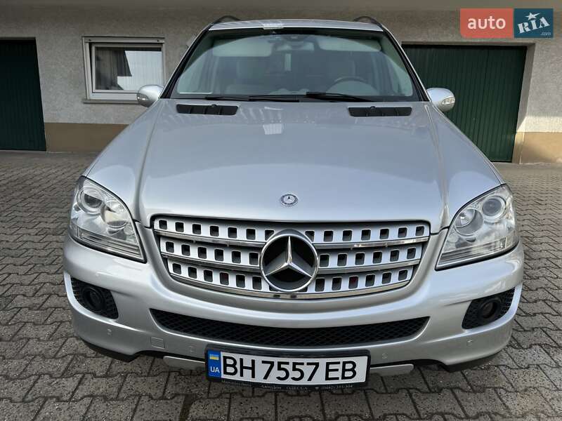 Внедорожник / Кроссовер Mercedes-Benz M-Class 2006 в Измаиле фото 2 Внедорожник / Кроссовер Mercedes-Benz M-Class 2006 в Измаиле