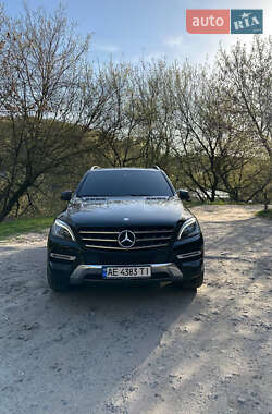 Внедорожник / Кроссовер Mercedes-Benz M-Class 2012 в 