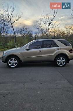 Внедорожник / Кроссовер Mercedes-Benz M-Class 2008 в 