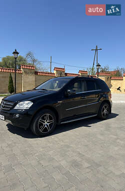 Внедорожник / Кроссовер Mercedes-Benz M-Class 2006 в 