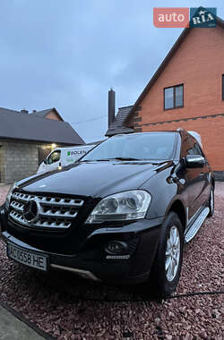 Внедорожник / Кроссовер Mercedes-Benz M-Class 2009 в 