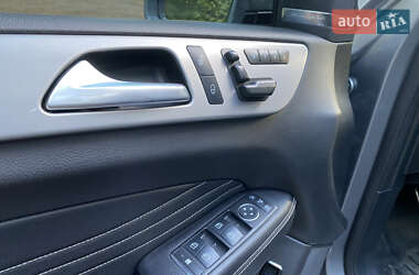 Внедорожник / Кроссовер Mercedes-Benz M-Class 2013 в 