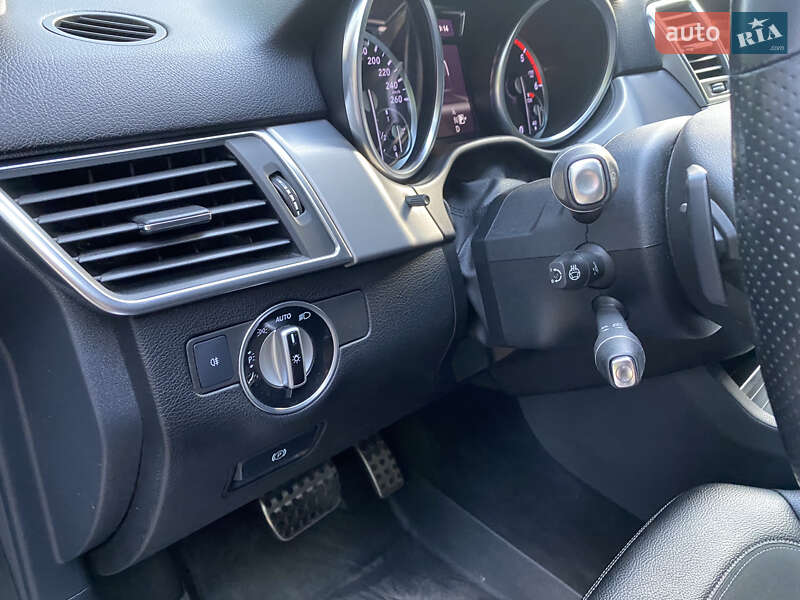 Внедорожник / Кроссовер Mercedes-Benz M-Class 2013 в Мукачево