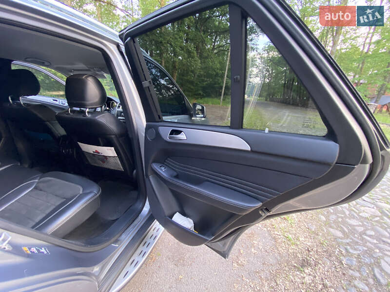 Внедорожник / Кроссовер Mercedes-Benz M-Class 2013 в Мукачево
