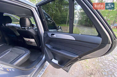 Внедорожник / Кроссовер Mercedes-Benz M-Class 2013 в 