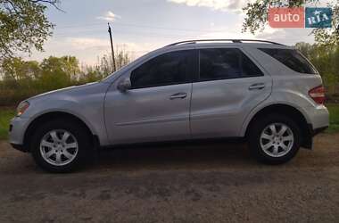 Внедорожник / Кроссовер Mercedes-Benz M-Class 2006 в 