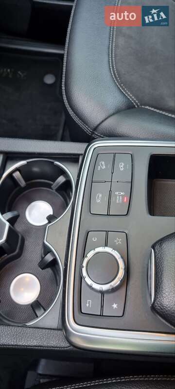 Внедорожник / Кроссовер Mercedes-Benz M-Class 2013 в Ирпене