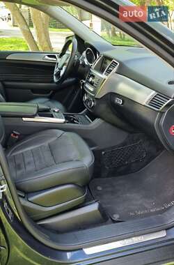 Внедорожник / Кроссовер Mercedes-Benz M-Class 2013 в 