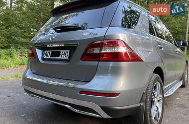 Внедорожник / Кроссовер Mercedes-Benz M-Class 2013 в 