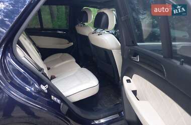 Позашляховик / Кросовер Mercedes-Benz M-Class 2015 в 