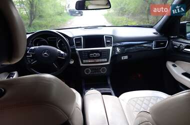Позашляховик / Кросовер Mercedes-Benz M-Class 2015 в 