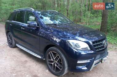 Позашляховик / Кросовер Mercedes-Benz M-Class 2015 в 