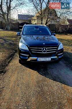 Внедорожник / Кроссовер Mercedes-Benz M-Class 2011 в 