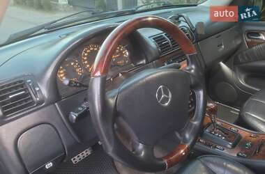 Внедорожник / Кроссовер Mercedes-Benz M-Class 2002 в 