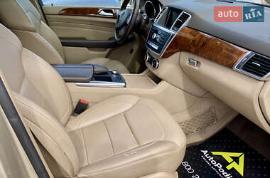 Внедорожник / Кроссовер Mercedes-Benz M-Class 2013 в 
