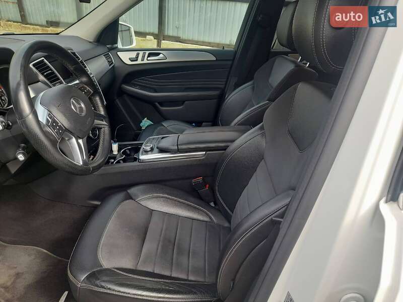 Внедорожник / Кроссовер Mercedes-Benz M-Class 2013 в Луцке