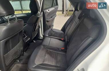 Внедорожник / Кроссовер Mercedes-Benz M-Class 2013 в 
