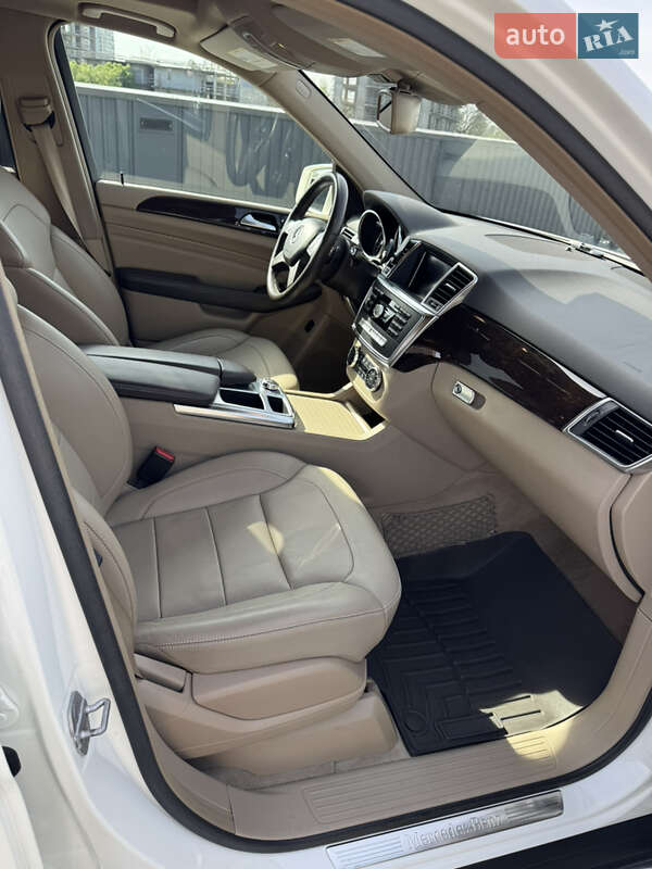 Внедорожник / Кроссовер Mercedes-Benz M-Class 2012 в Киеве фото 5 Внедорожник / Кроссовер Mercedes-Benz M-Class 2012 в Киеве