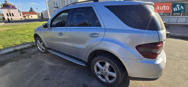 Внедорожник / Кроссовер Mercedes-Benz M-Class 2007 в Подольске фото 20 Внедорожник / Кроссовер Mercedes-Benz M-Class 2007 в Подольске