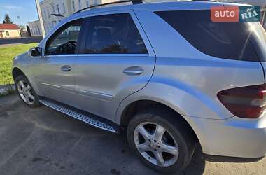 Позашляховик / Кросовер Mercedes-Benz M-Class 2007 в 