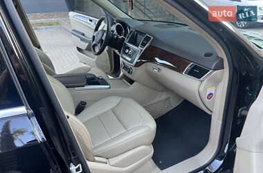 Внедорожник / Кроссовер Mercedes-Benz M-Class 2012 в 