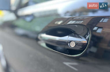 Внедорожник / Кроссовер Mercedes-Benz M-Class 2012 в 