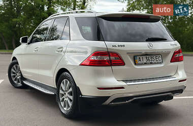 Внедорожник / Кроссовер Mercedes-Benz M-Class 2013 в 